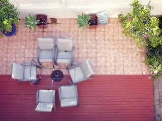 Sundeck Gardens Aparthotel Maroochydore 3*,  Australia